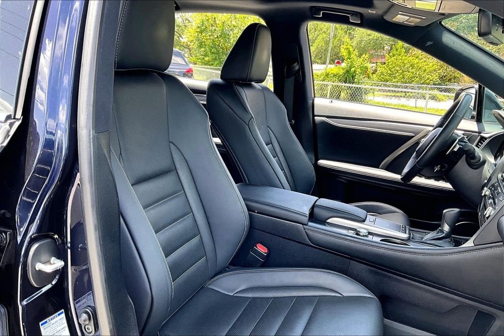 Used 2021  Lexus 350 F Sport Handling image 30