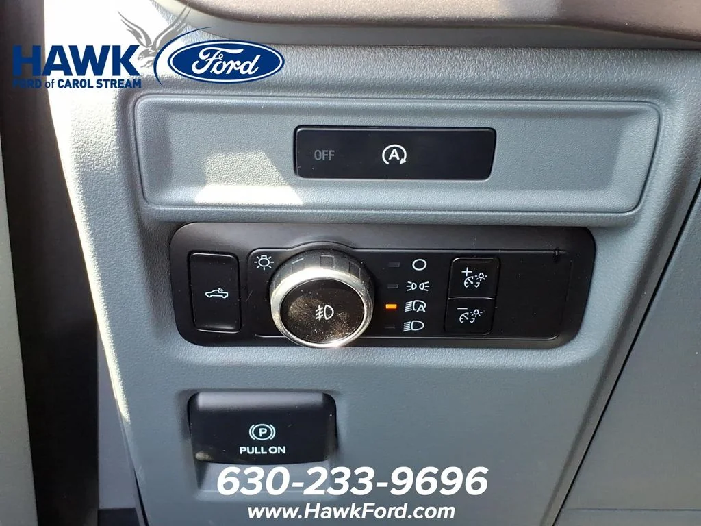 Used 2025 Silver Ford XLT image 18