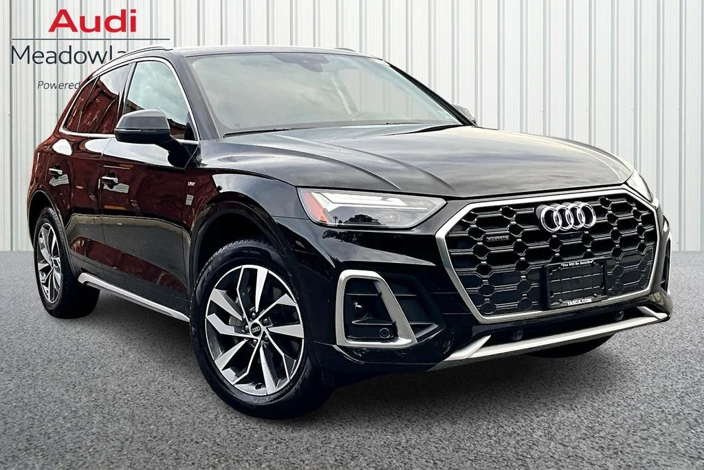 Used 2025 Black Audi 45 S line Premium Plus image 3