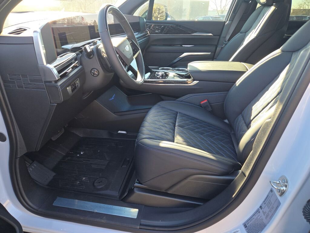 2026 Cadillac Escalade IQ Luxury - Photo 24