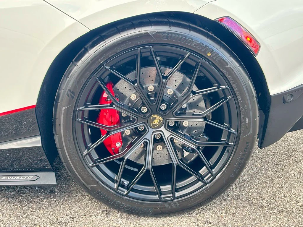 New 2026  Lamborghini Base image 13