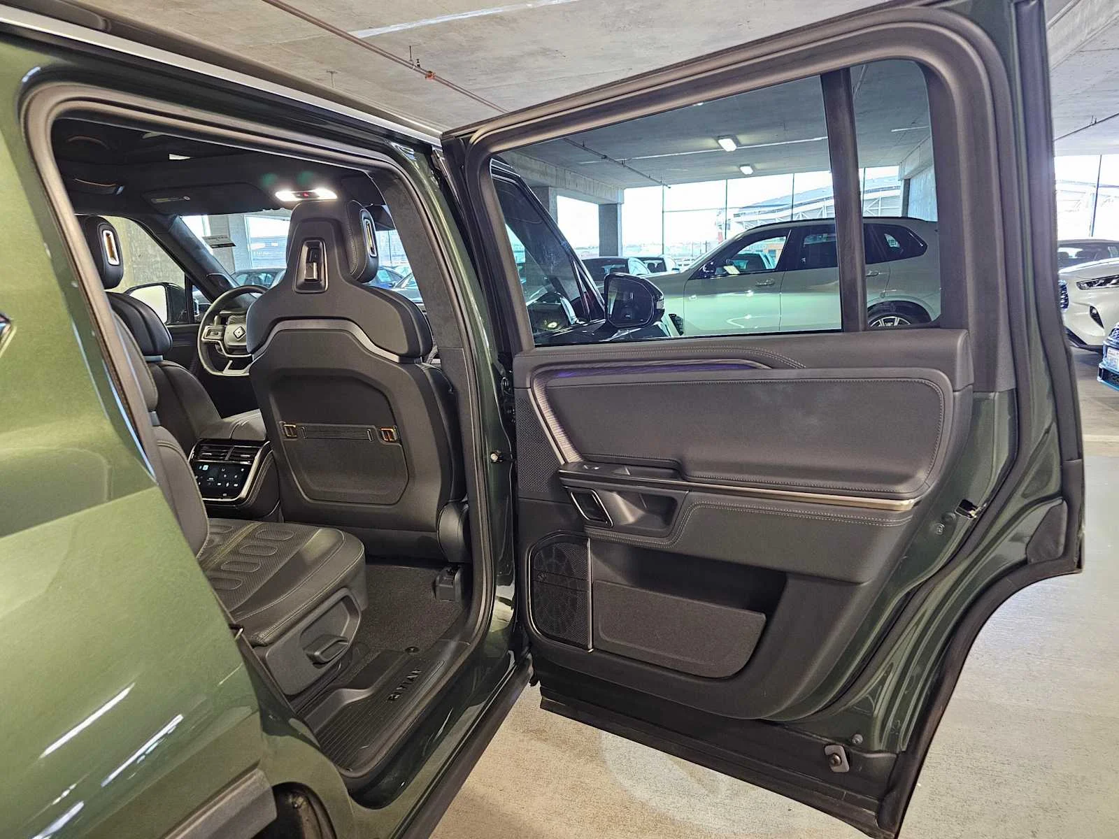 Used 2023  Rivian Adventure image 24