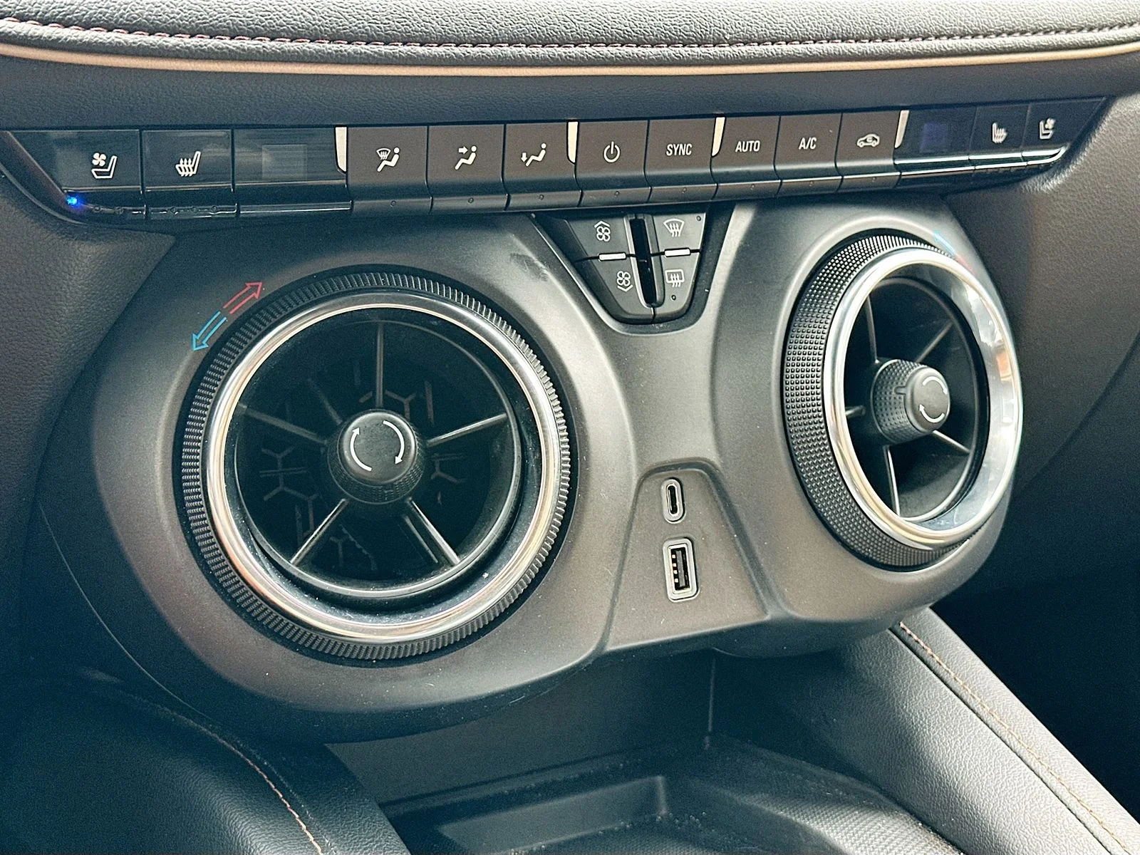 Used 2019 White Chevrolet Premier image 16