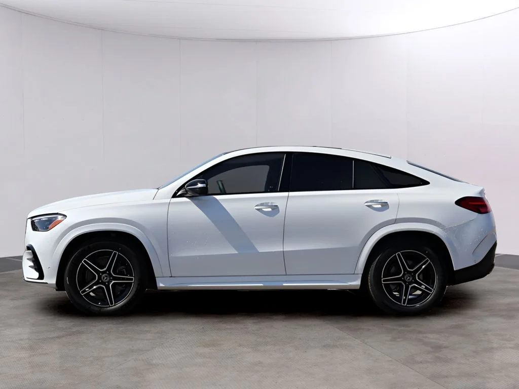 New 2026 MANUFAKTUR Moonlight White Metallic Mercedes-Benz GLE 450 image 4