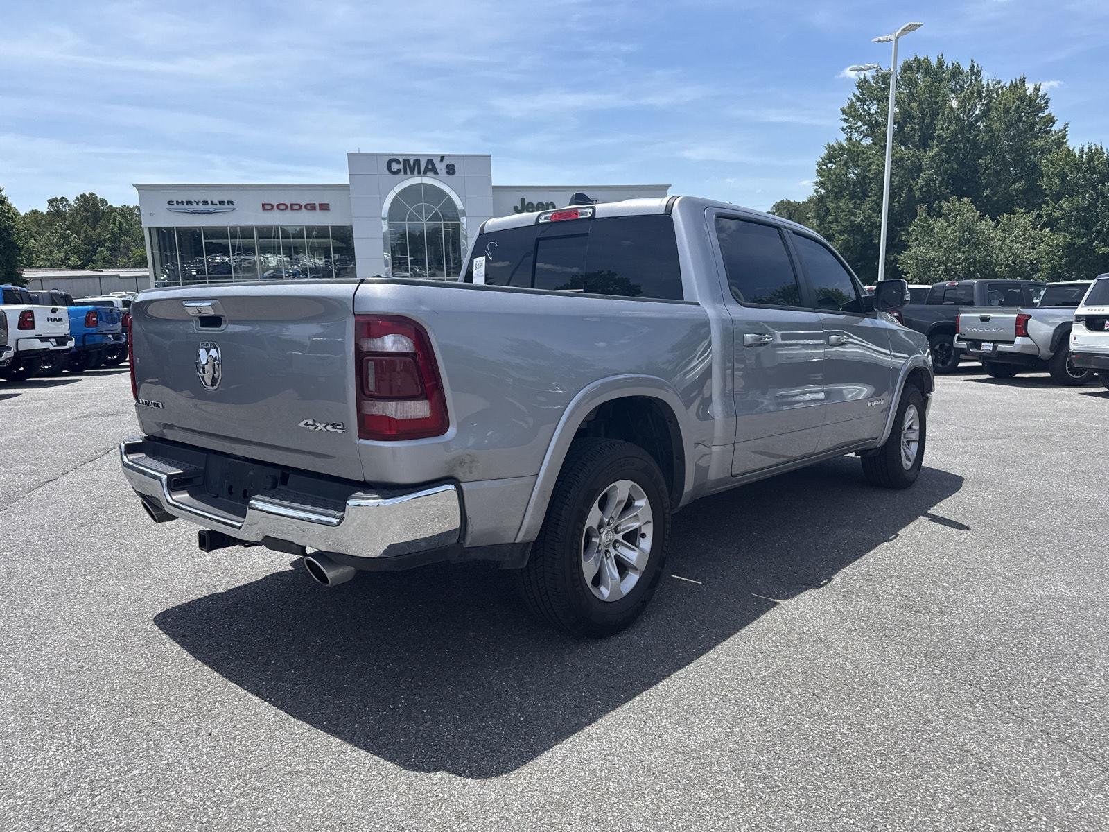 Used 2020 Billet Silver Metallic Clearcoat Ram Laramie image 4