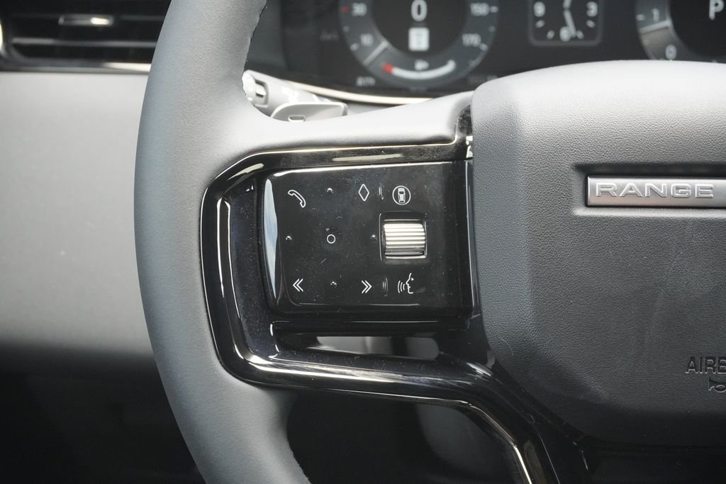 New 2026 Fuji White Land Rover Hoxton Edition image 12
