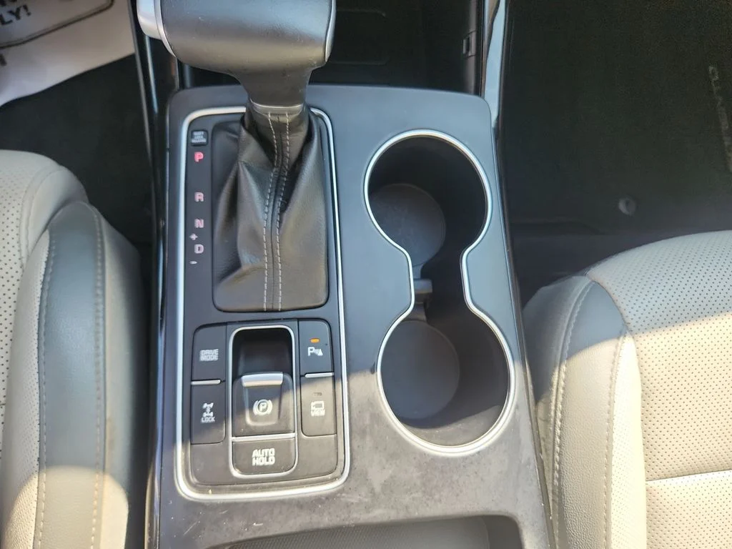 Used 2020 Purple Kia SX image 15