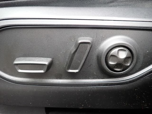 Certified Used 2023 White Jeep Limited image 19