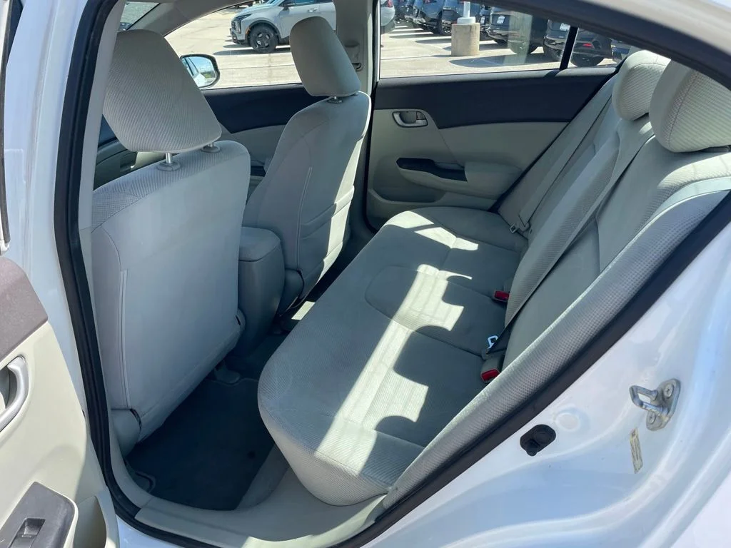 Used 2012 White Honda LX image 7