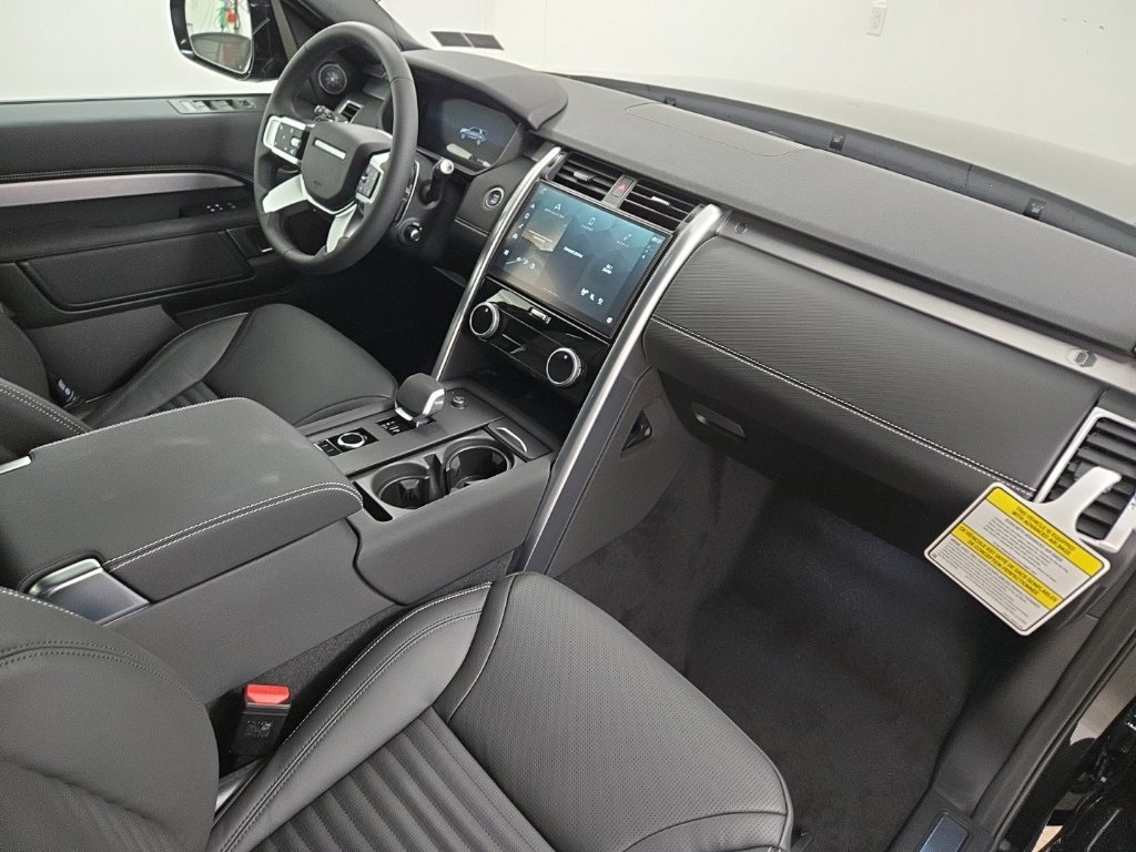 New 2026 Santorini Black Land Rover Gemini Edition image 29