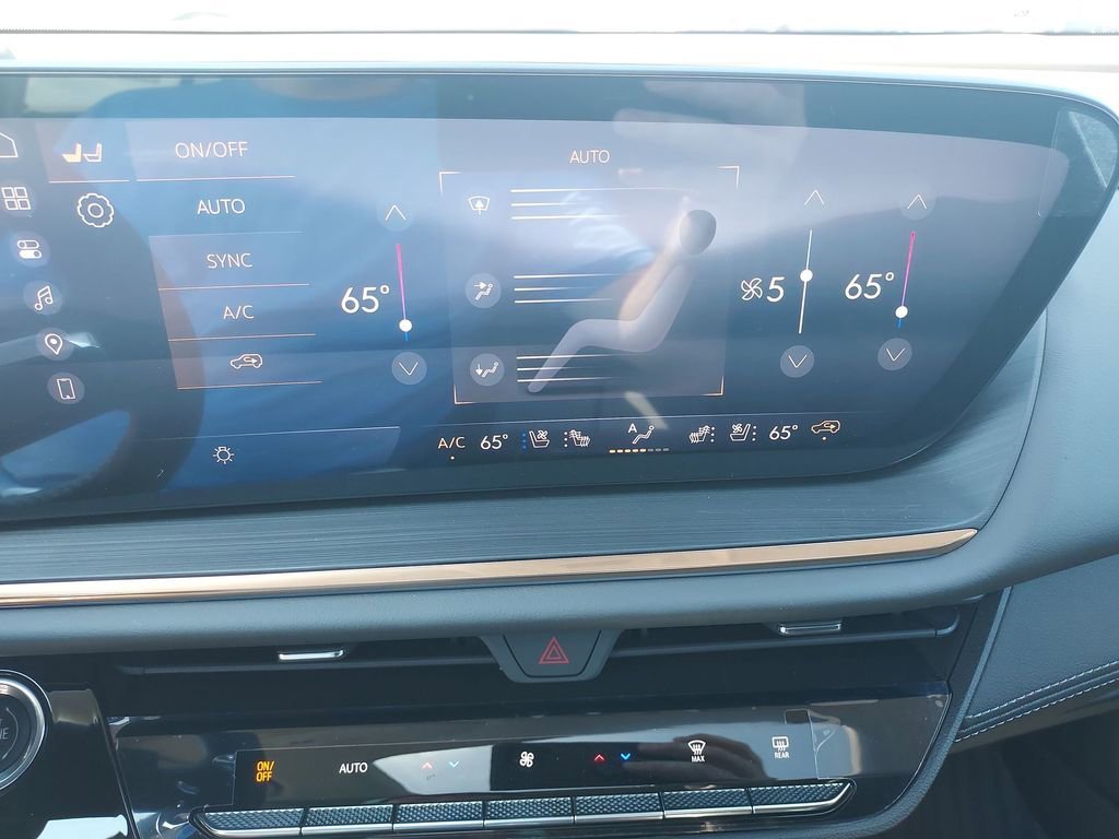 New 2026 Quartz Blue Metallic Buick Avenir image 24