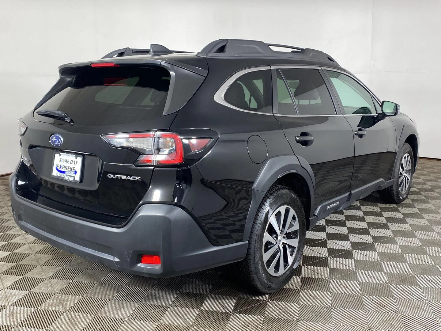Used 2024 Crystal Black Silica Subaru Premium image 5