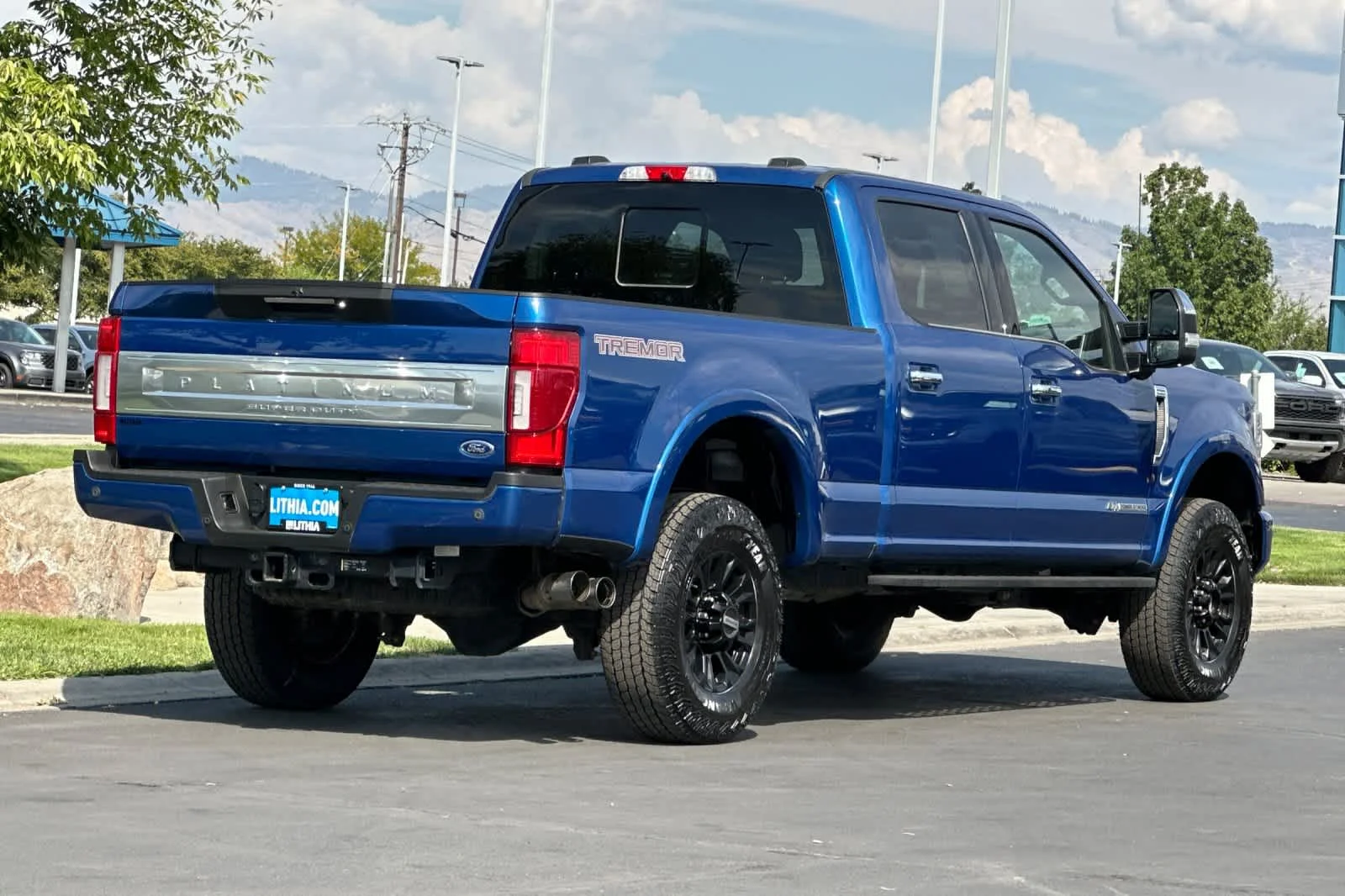 Certified Used 2022 Atlas Blue Metallic Ford Platinum image 2