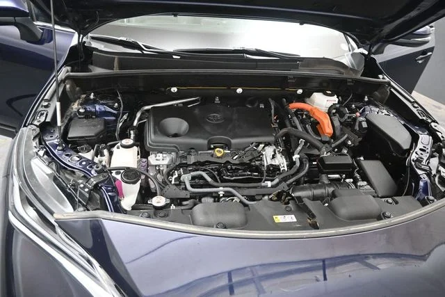 Certified Used 2021  Toyota Limited image 14