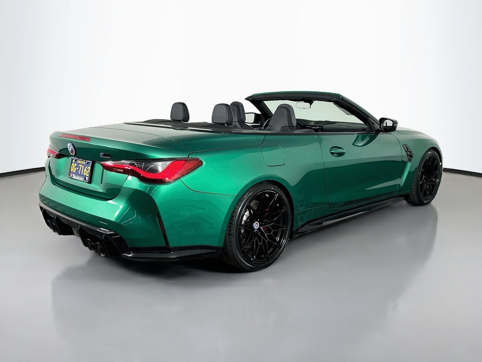 Used 2022 Isle of Man Green Metallic BMW Competition image 8