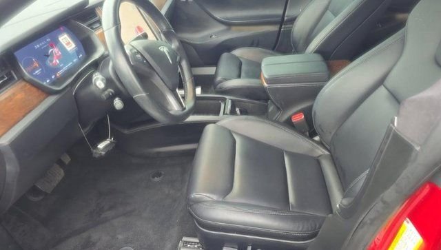 Used 2021 Red Tesla Long Range image 6