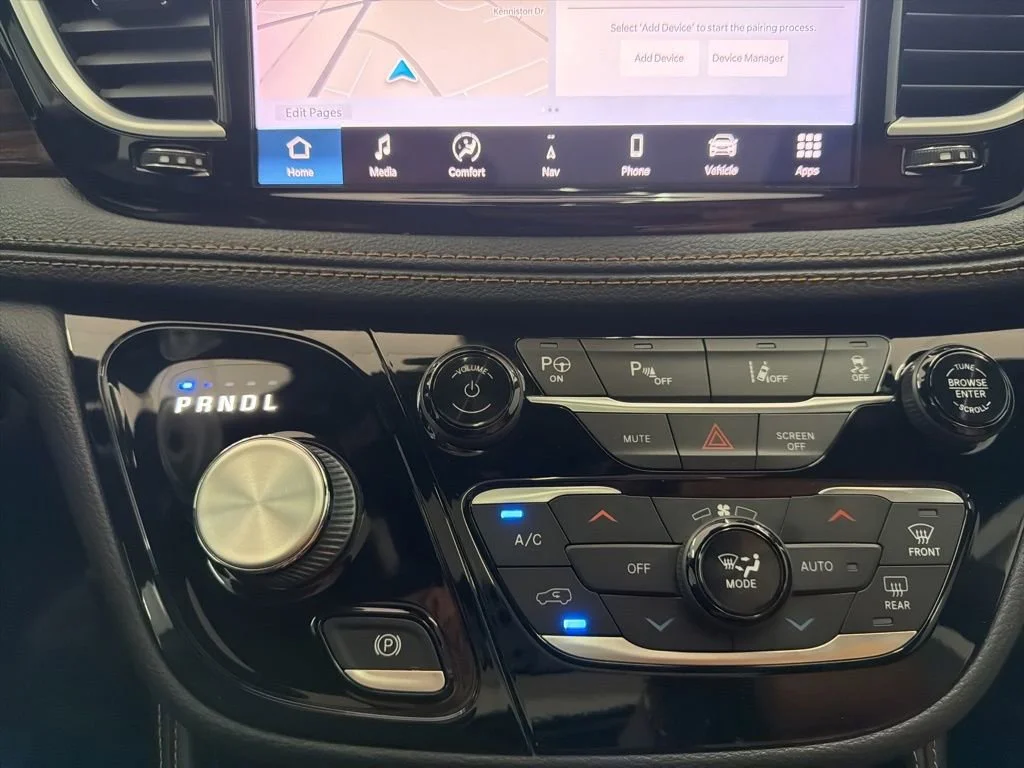 Used 2021 Blue Chrysler Pinnacle image 34