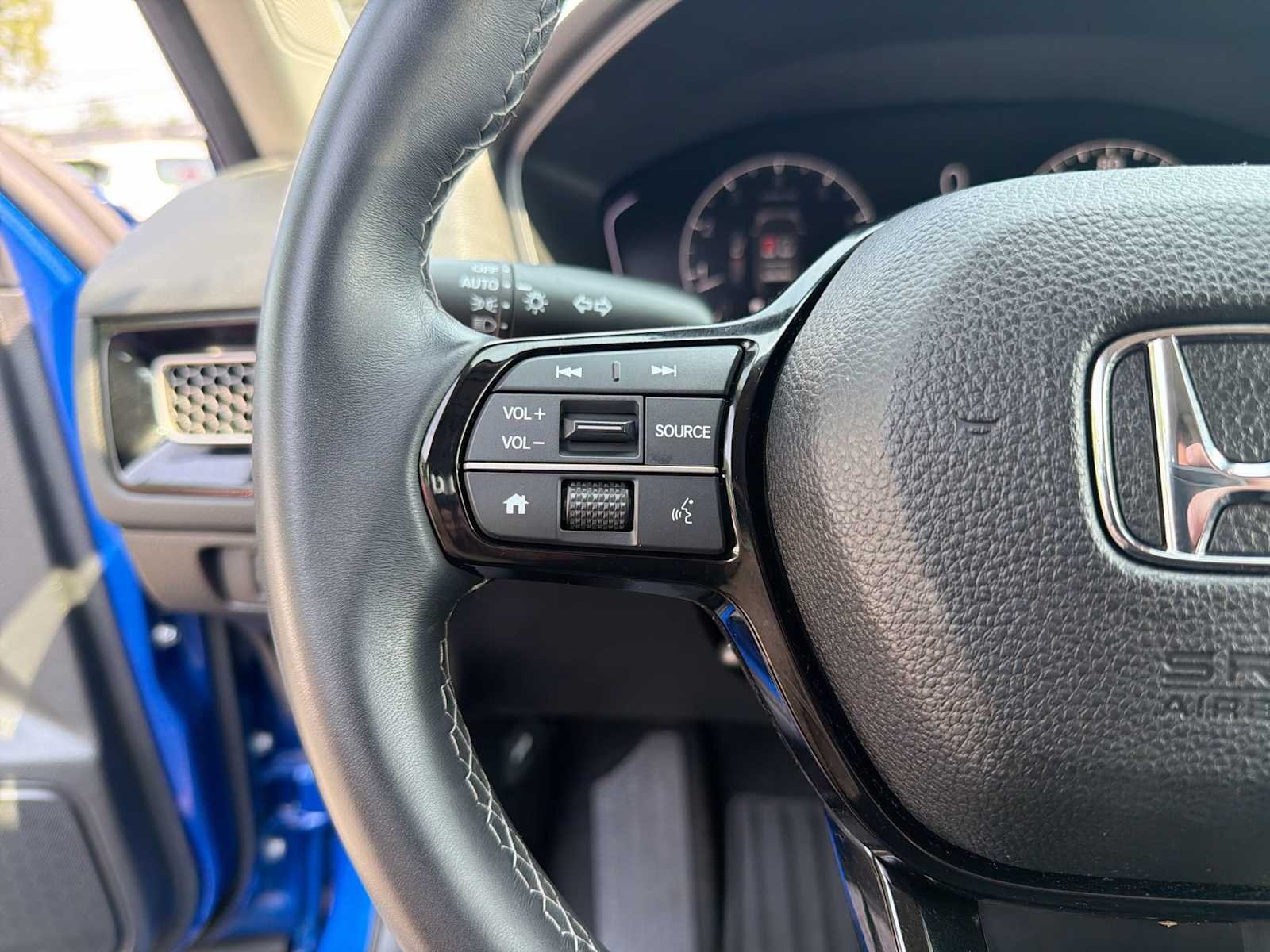Used 2024 Aegean Blue Metallic Honda EX image 25