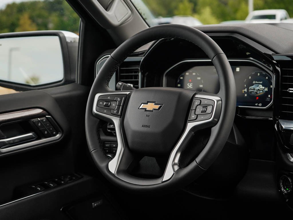 2026 Chevrolet Silverado 1500 LTZ - Photo 12