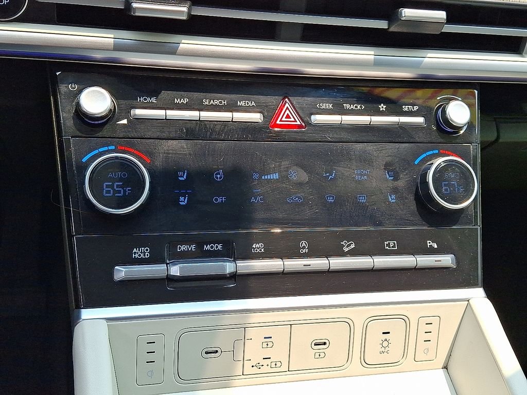 Used 2024 Earthy Brass Matte Hyundai Calligraphy image 18