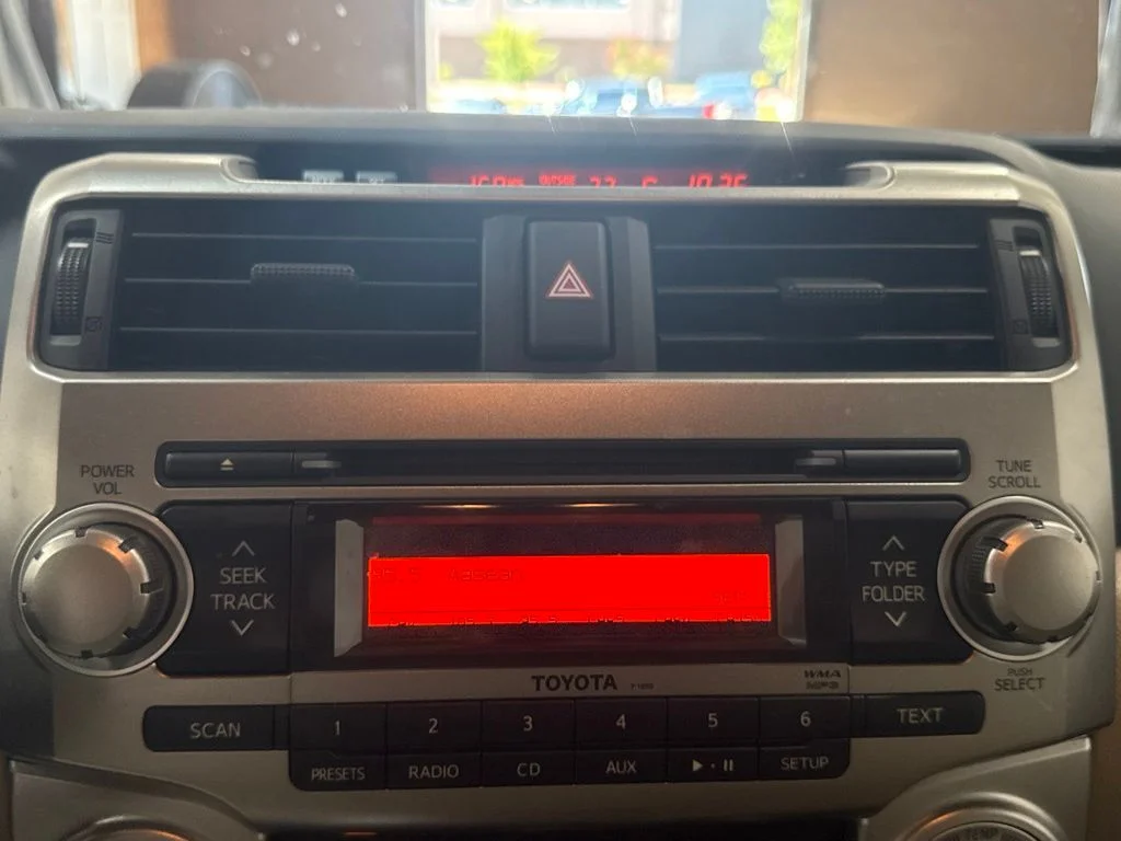 Used 2010 Blizzard Pearl Toyota SR5 image 14