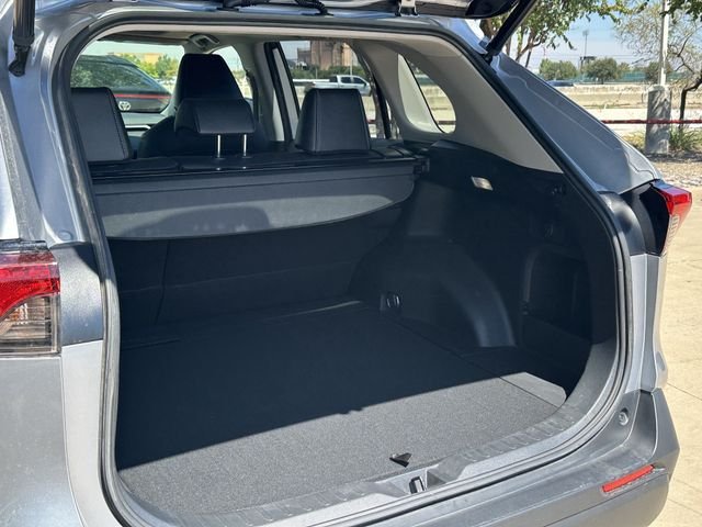 Used 2022 Silver Toyota XLE Premium image 33