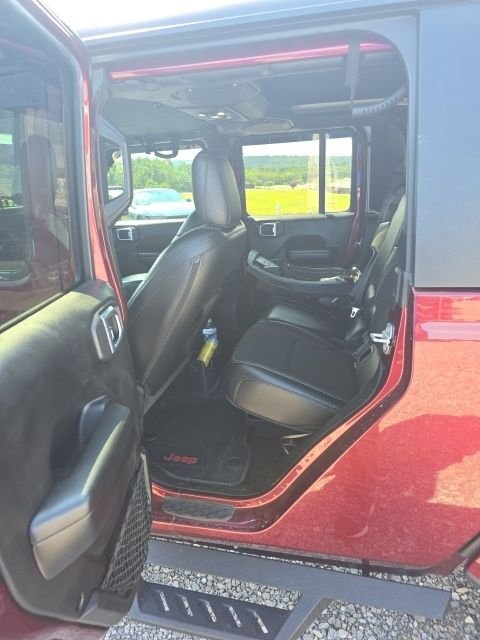 Used 2021 Snazzberry Pearlcoat Jeep  image 8