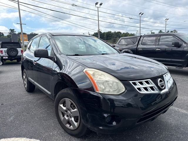 Used 2013 Super Black Nissan S image 7