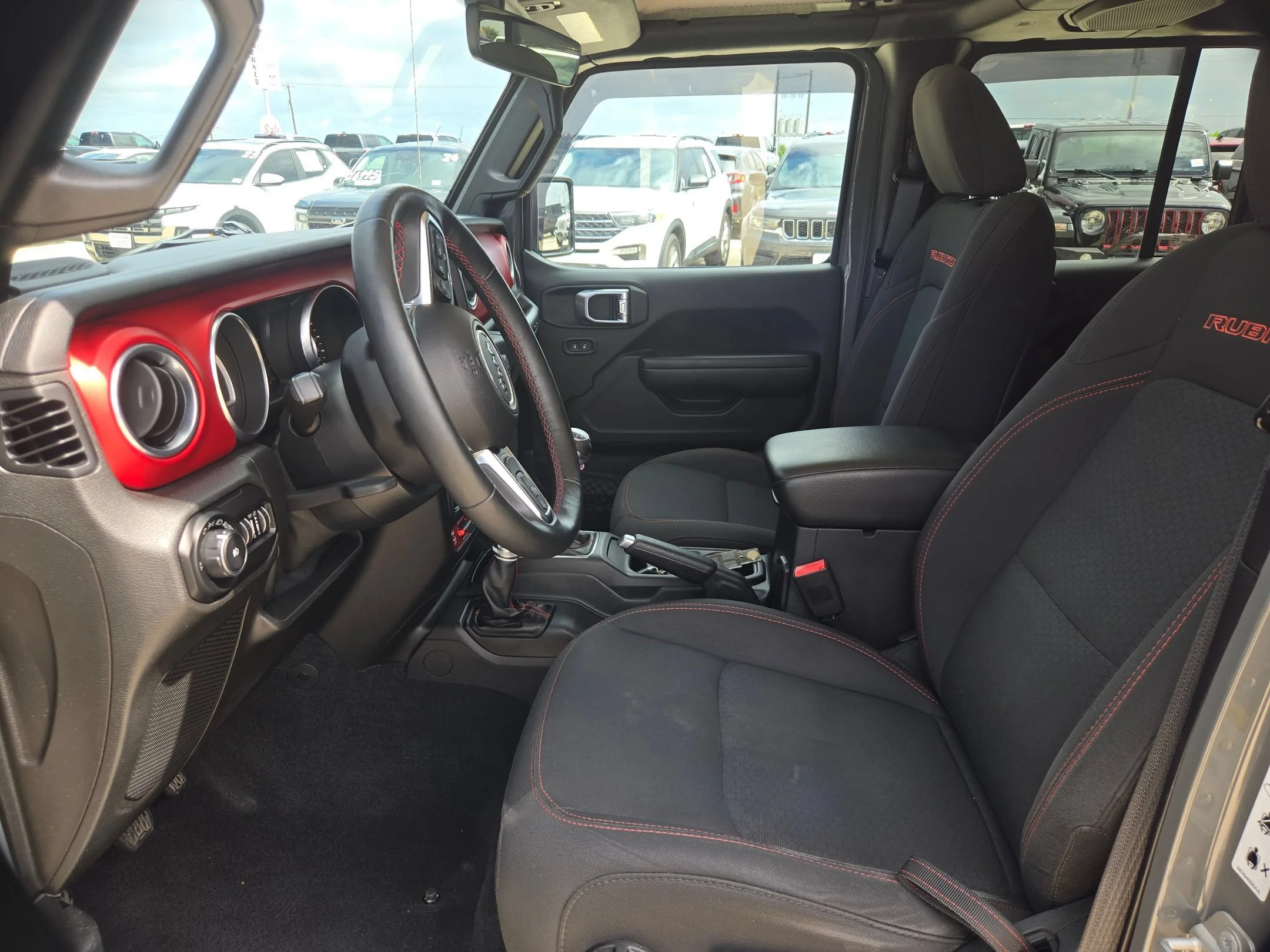 Used 2018 Gray Jeep Unlimited Rubicon image 9
