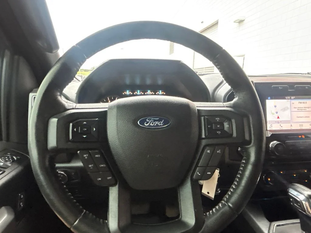 Used 2018 Gray Ford XLT image 20