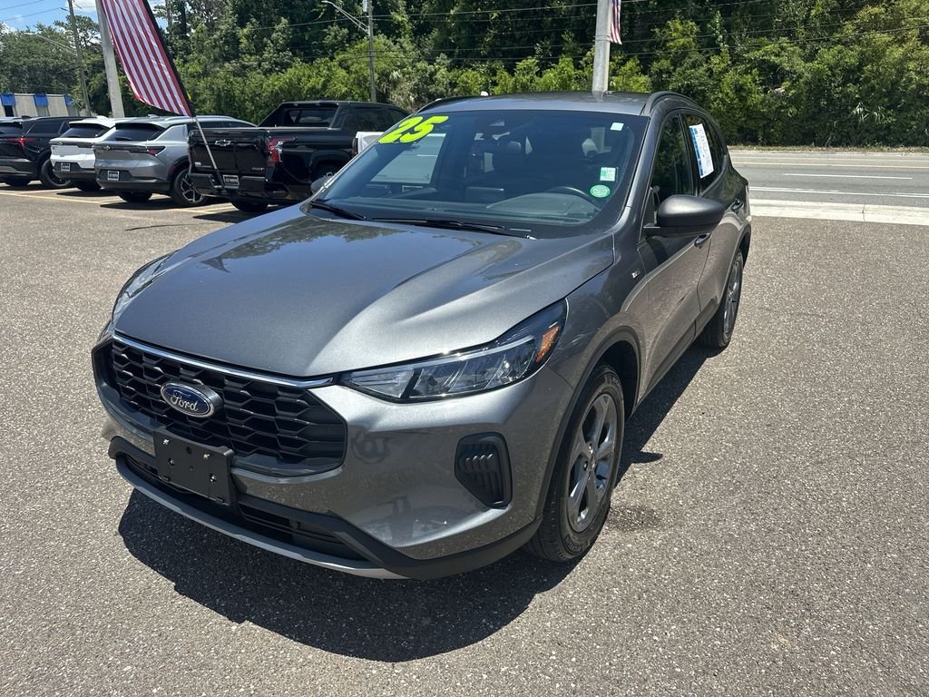 Used 2025 Gray Ford ST-Line image 12