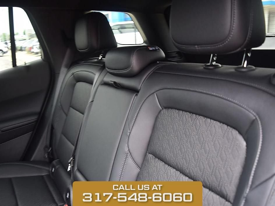 2027 Chevrolet Equinox LT - Photo 14