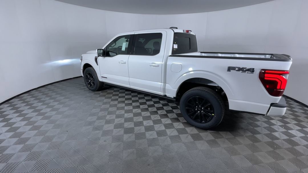 2025 Ford F-150 Platinum - Photo 6
