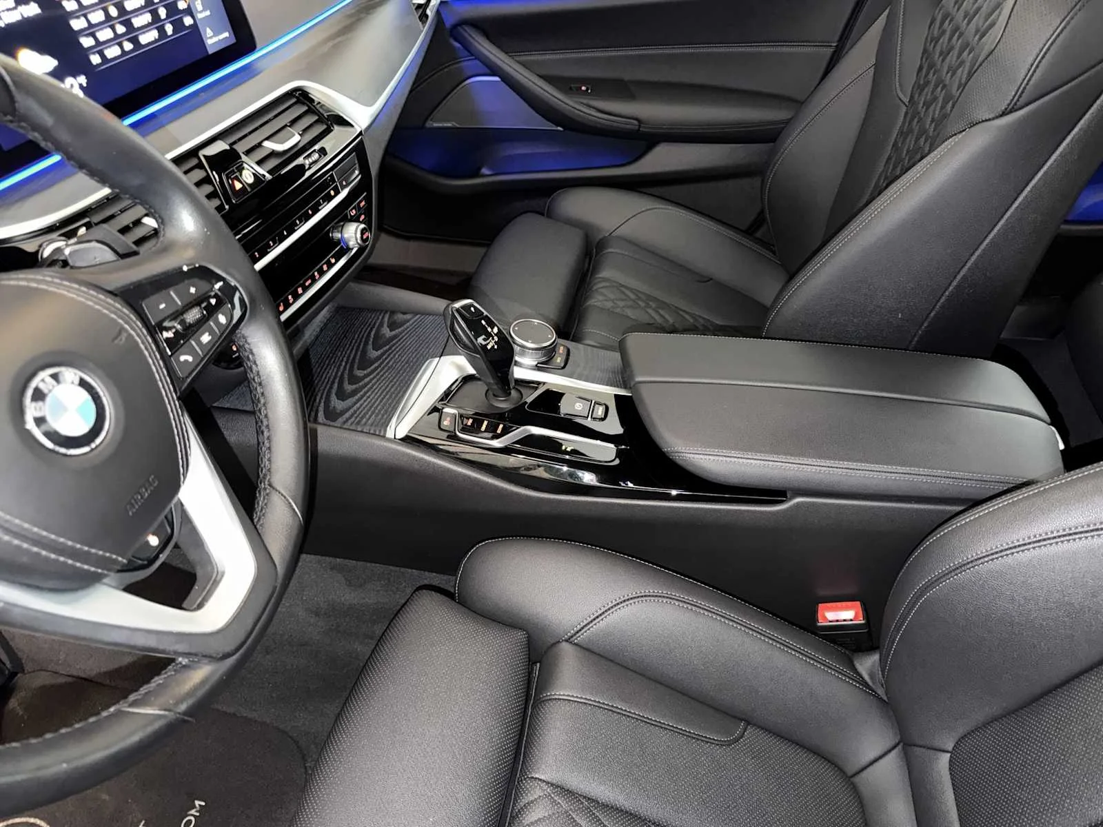 2023 BMW 5 Series 530i - Photo 19