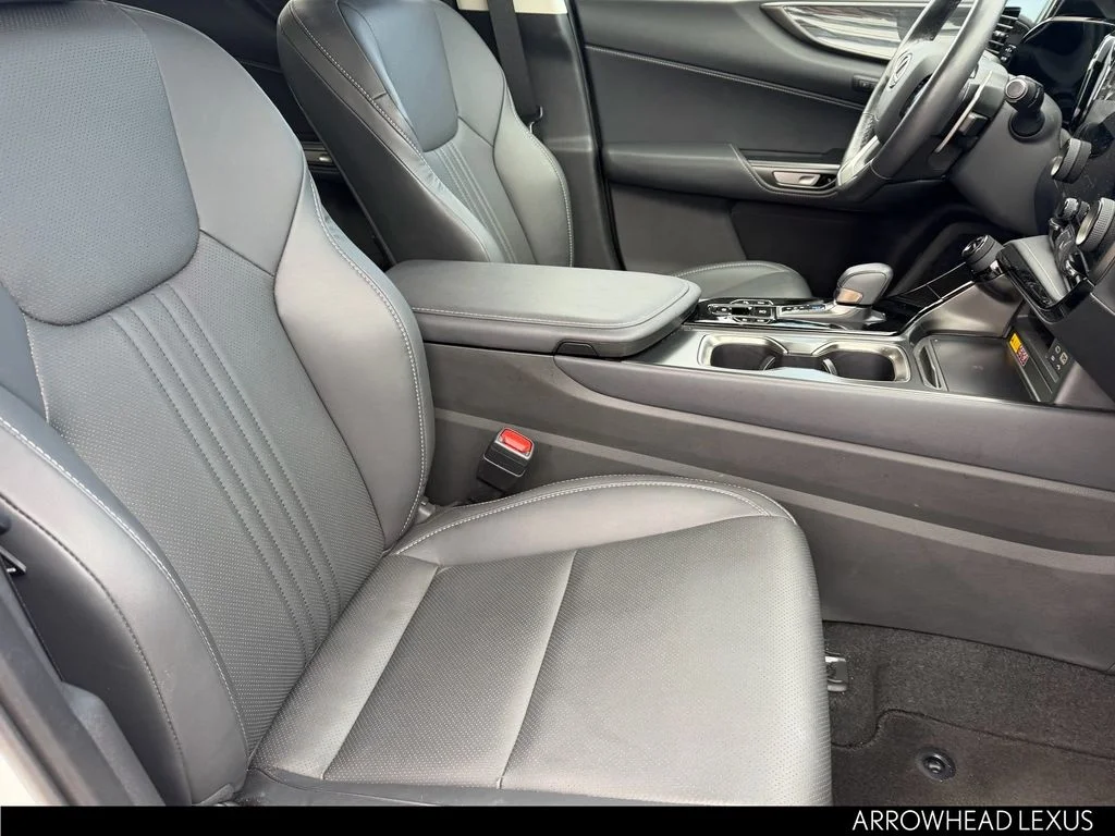 Used 2026 White Lexus 350 Premium image 12