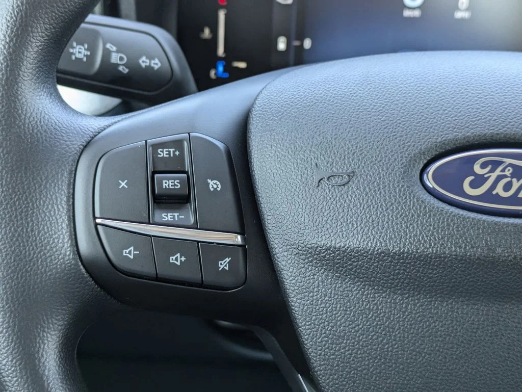 New 2026 Azure Gray Metallic Tri-Coat Ford XLT image 24