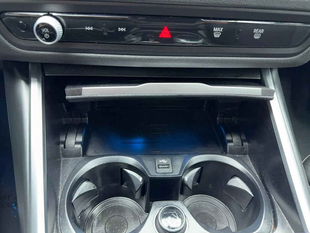 Used 2024 Gray BMW 330i image 25