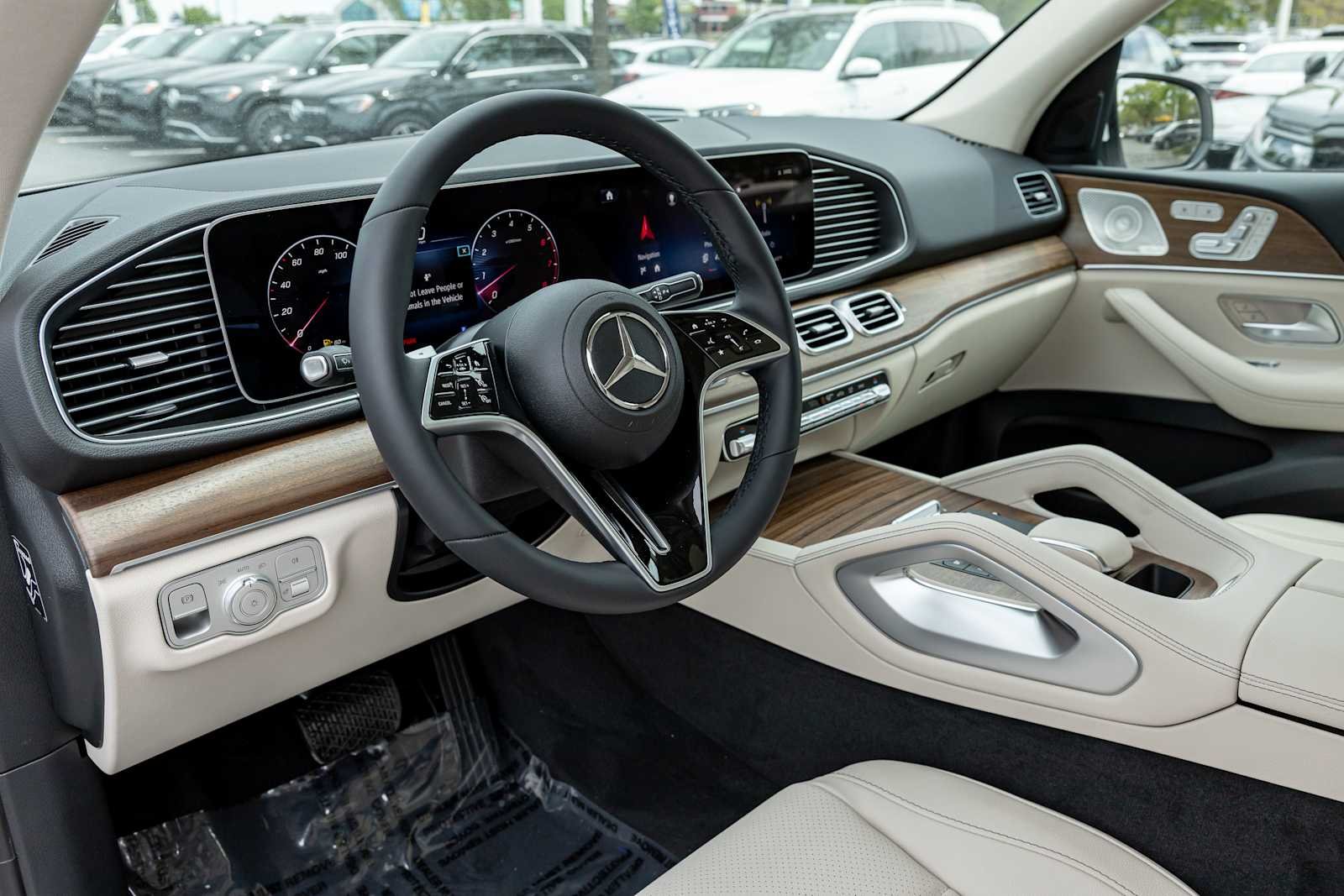New 2026 Polar White Mercedes-Benz GLE 450 image 13