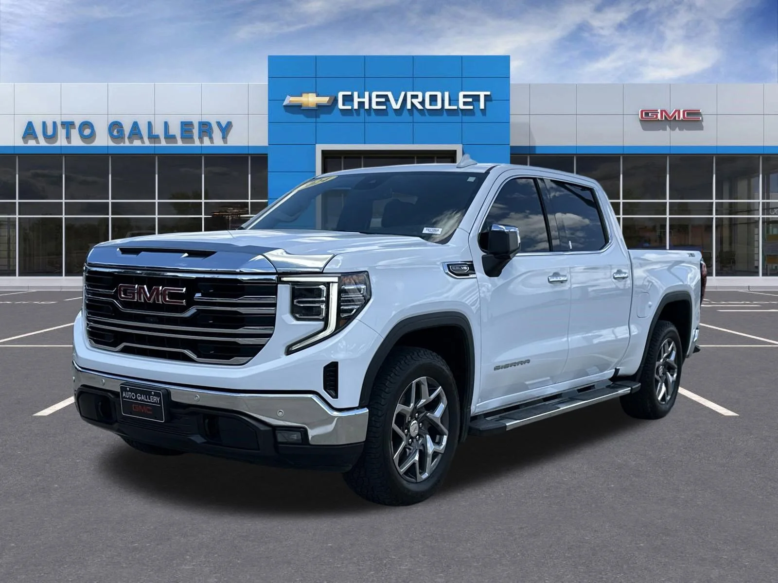 Certified Used 2024 Summit White GMC SLT image 1
