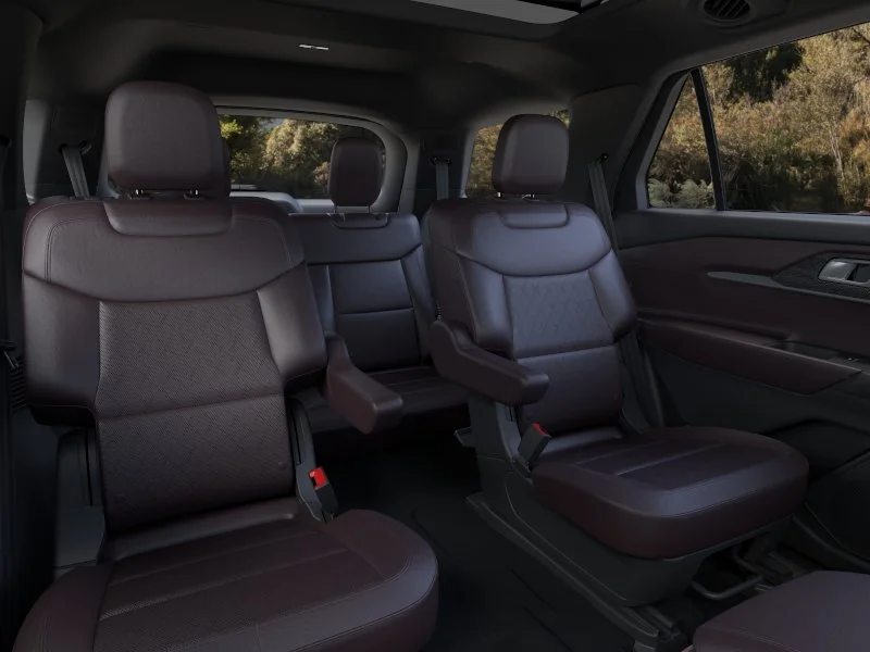 New 2026 Star White Metallic Tri-Coat Ford Platinum™ image 35