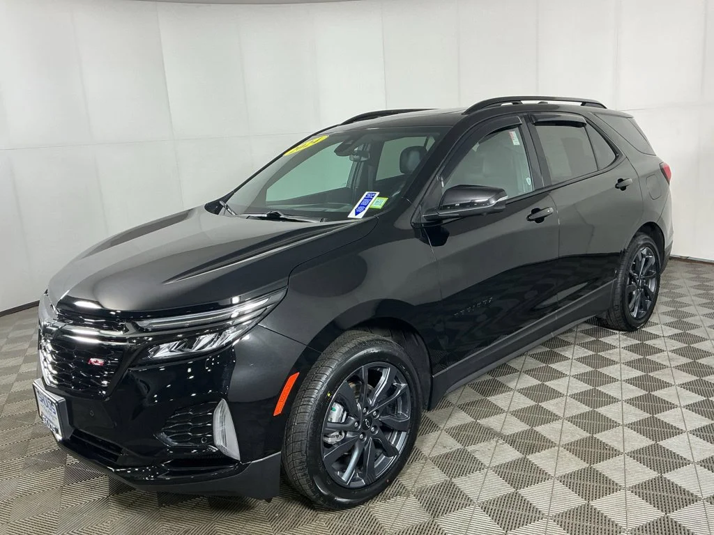 Used 2024 Mosaic Black Metallic Chevrolet RS image 5