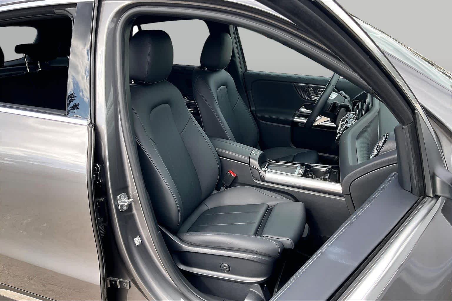 Certified Used 2026 Mountain Grey Metallic Mercedes-Benz GLA 250 image 8