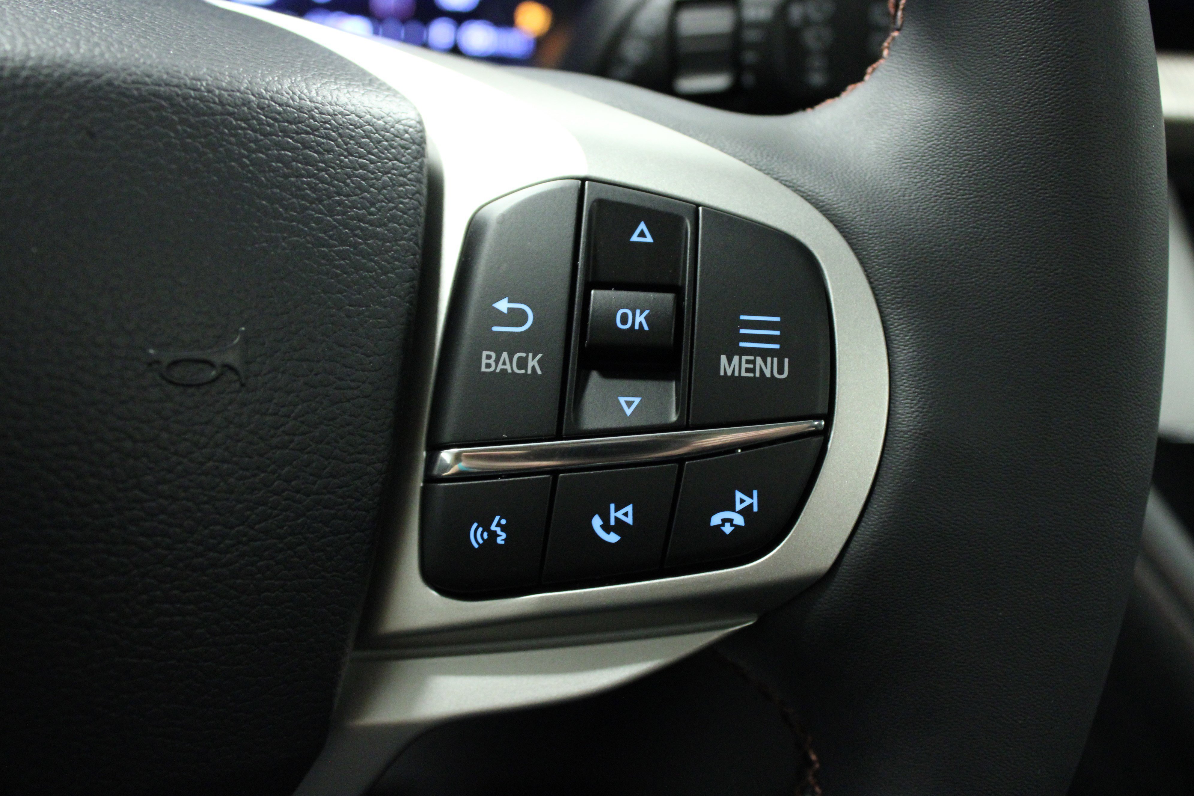 New 2026 Carbonized Gray Metallic Ford Active image 22