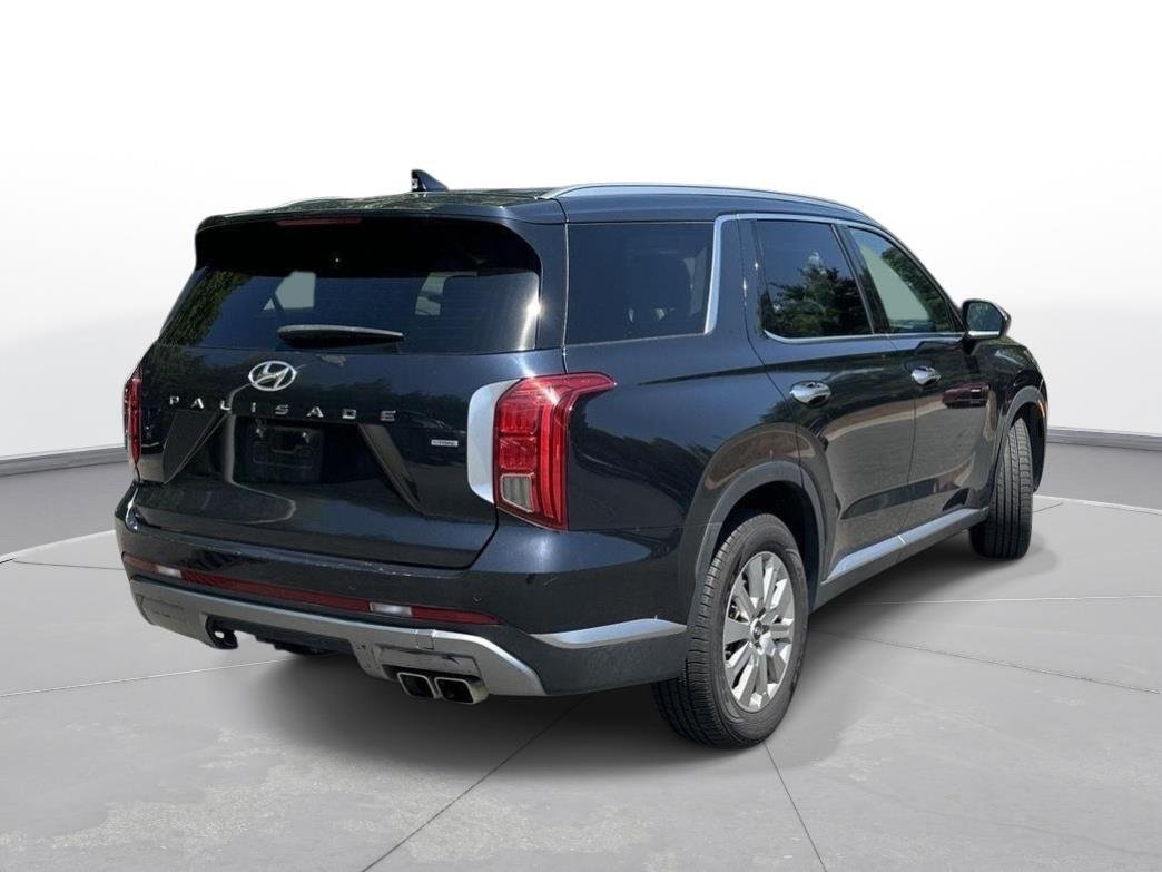 Used 2024 Moonlight Cloud Hyundai SEL 7P image 6