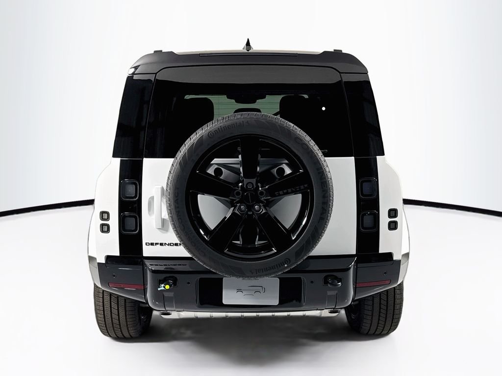 New 2026 Fuji White Land Rover X-Dynamic SE image 6