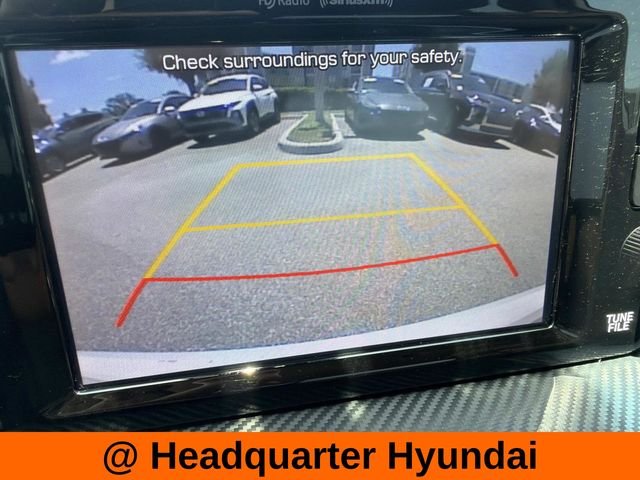 Used 2019 White Hyundai Value image 27