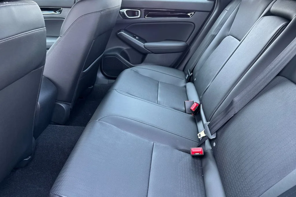 New 2026 Urban Gray Pearl Honda Sport Touring image 36