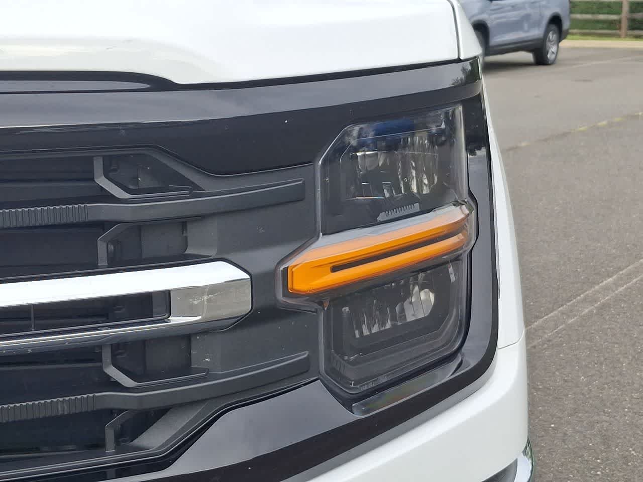Certified Used 2024 Oxford White Clearcoat Ford XLT image 30