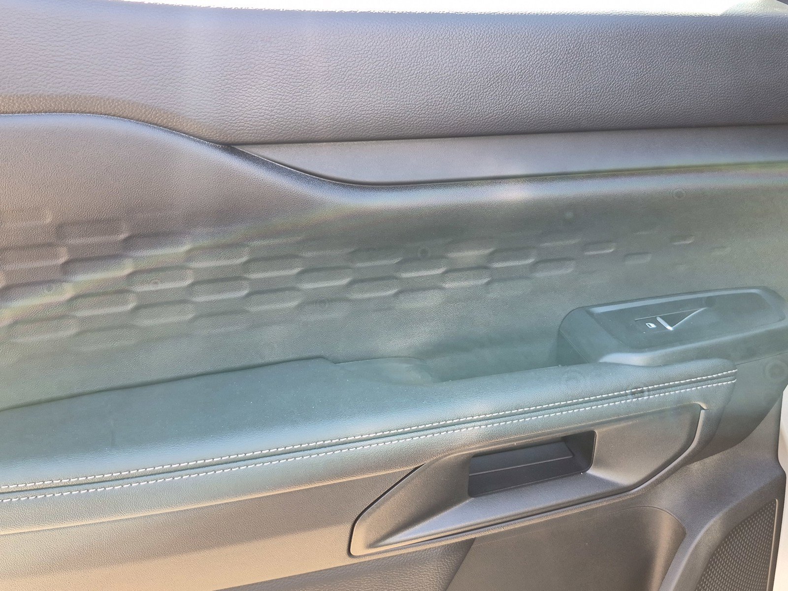 New 2026 Avalanche Ford XLT image 21