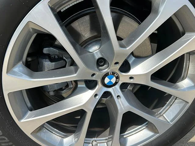 Certified Used 2024 Skyscraper Grey Metallic BMW xDrive40i image 34